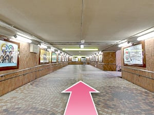 ⑦まっすぐ進みます。