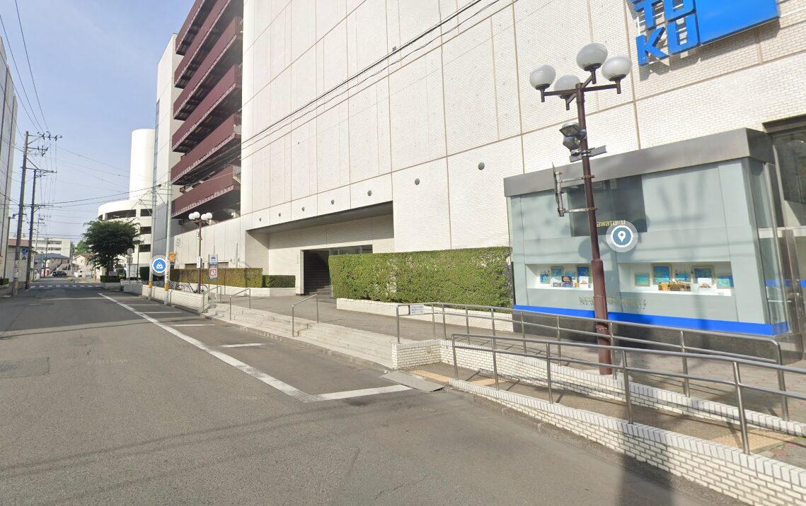 パルクアベニュー・カワトク前タクシー乗り場