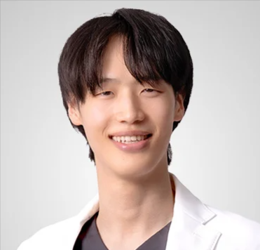 東 俊介